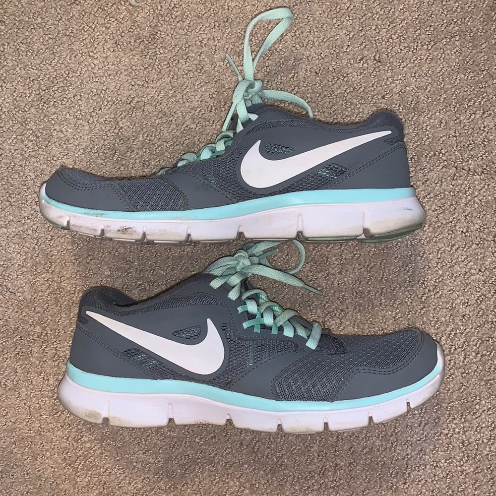 Nike Flex Experience RN 3 Gray Mint Running Shoe